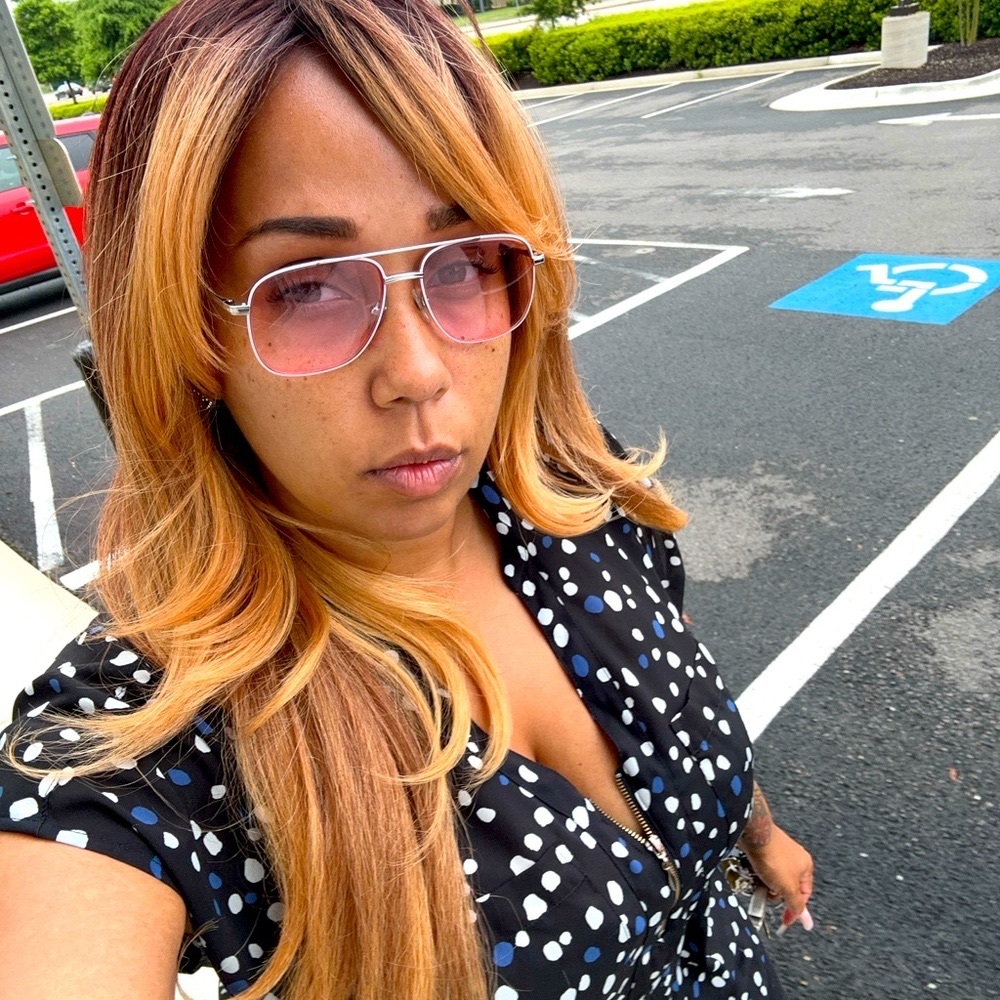 I’m going live @licia_brown !!!!